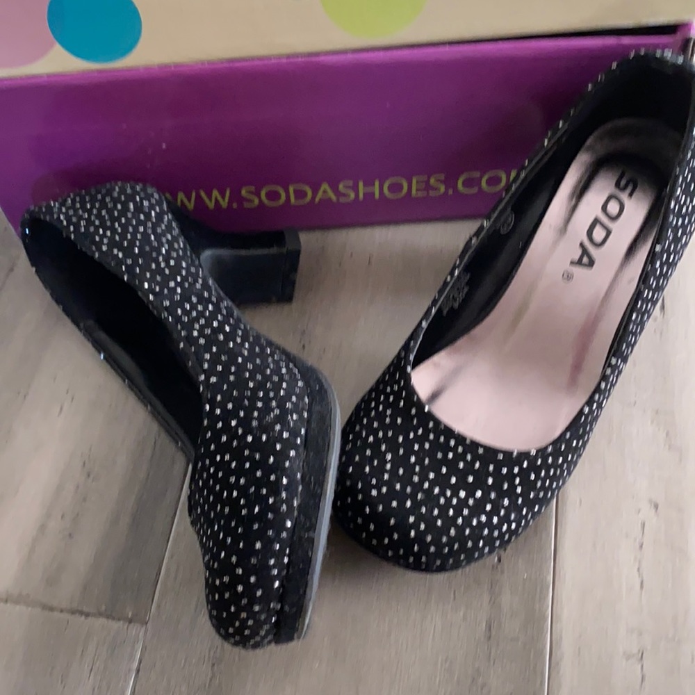 Brand new formal heels - 11M